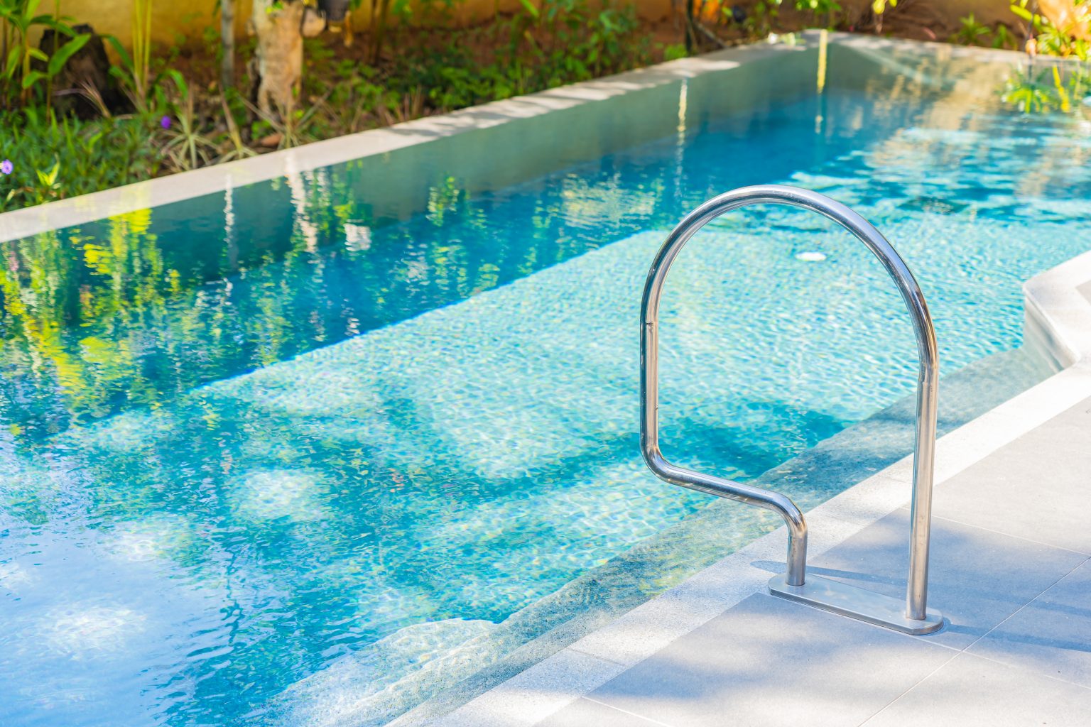 Seasonal Maintenance for Sussex swimming pools